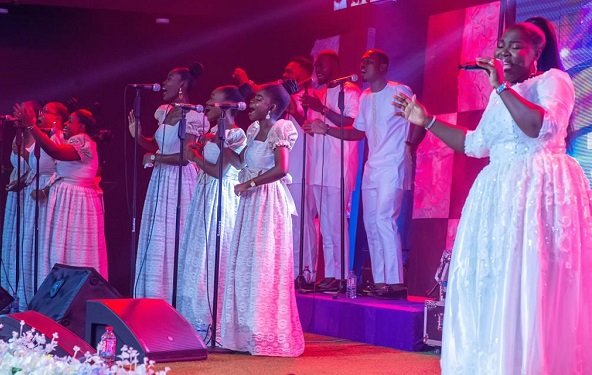 Gracee J thrilling patrons at the album launch