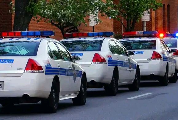 Police moved in following the threat
