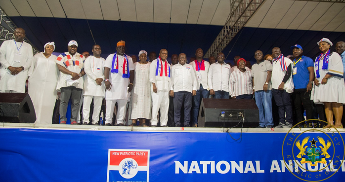 • President Nana Addo Dankwa Akufo-Addo (middle) with the new NPP National Executives