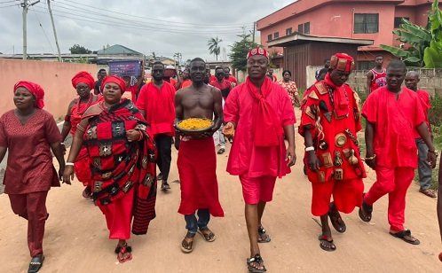 • The Chiefs returning from the VugeVuge heritage site to the palace