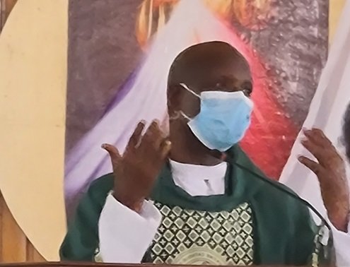 Rev Fr. Ignatius Ayivor preaching