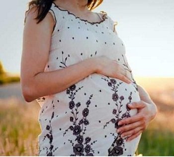 The couple delivered the baby on the side of the highway