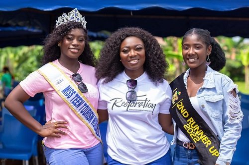 Calista(left), Stacey Amoateng and Asieduwaa, Second Runner-Up of GMB22 at the health screening