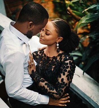 • Love is selfless