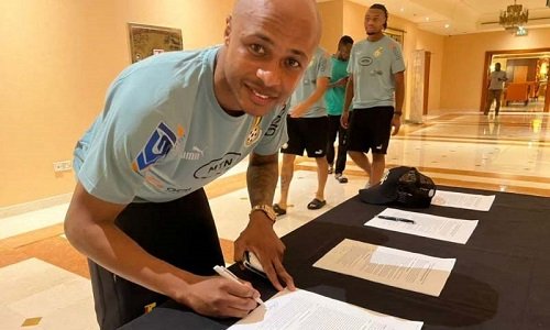 Ayew - Signing the Code of Conduct