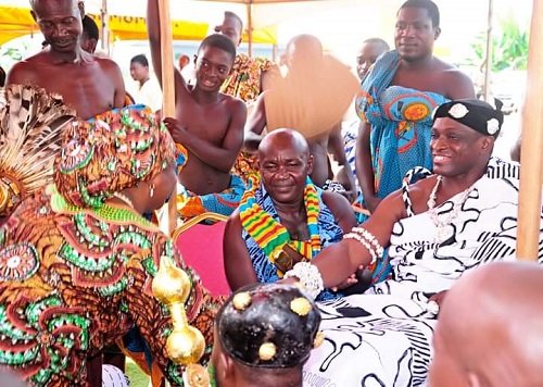 • Dr Akosua Abdallah (left), greeting Daasebre Kwaku Boateng III