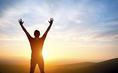 christians must live a Godly life