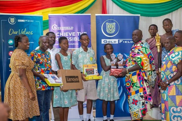 • St Anthony of Padua Catholic School team receiving their award from Nana Akwasi Sompreh II (2nd from right), Divisional Chief of Bogoso
