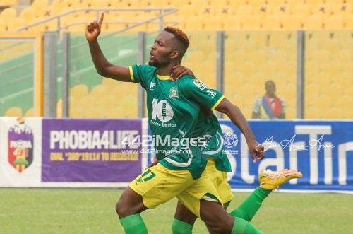 • Isaac Mintah – Aduana’s lethal finisher