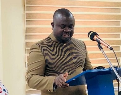 Mr. Albert Kwabena Dwumfour delivering his address