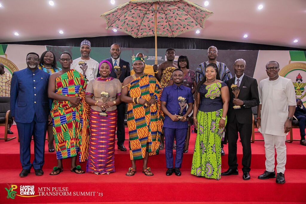 1) Baafour Agyei Fosu Twitwikwa II,Otumfuo Anantahene (fourth from left),Mr Andy Okrah (left) with the award winners.