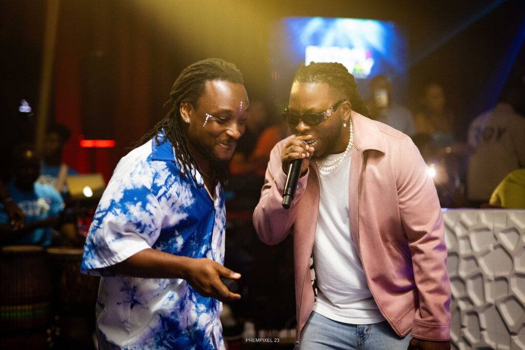 Epixode and Edem rocking patrons