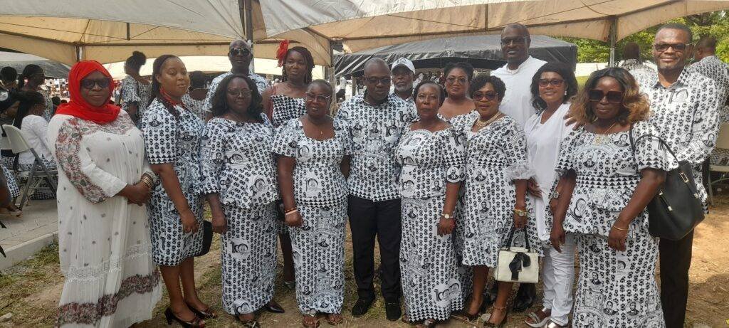 The Acting Editor of Spectator  in a group picture with her year mates