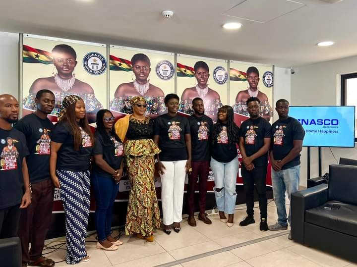 • Afua Asantewaa(fifth right),Adiza Ibrahim of Electroland (middle) and her team at the launch