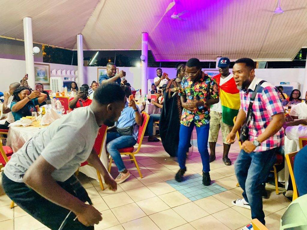 It's boogie down time for some Ghanaians fans