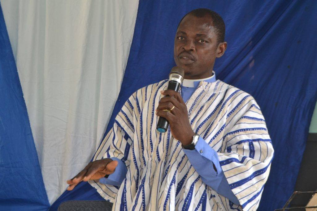 Rev Joseph Oman Ocquaye preaching a sermon Photos Lizzy Okai