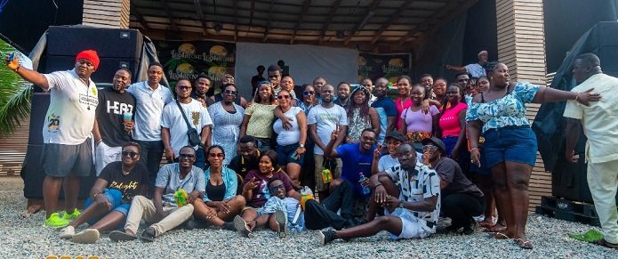 Members of the ASSOSA 2004 year group