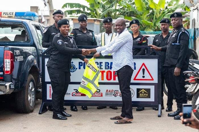 Philanthropist supports La District Police Command