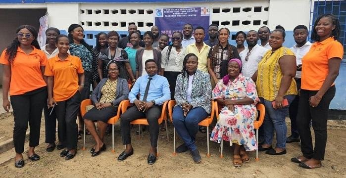 • A Group photograph of journalists and personnel from Pleasant Medical Centre