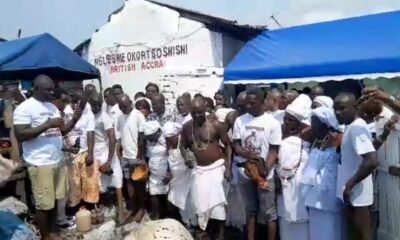 • Nii Ashittey Tetteh and Foli Bebe Mathias in a group photograph with the family members
