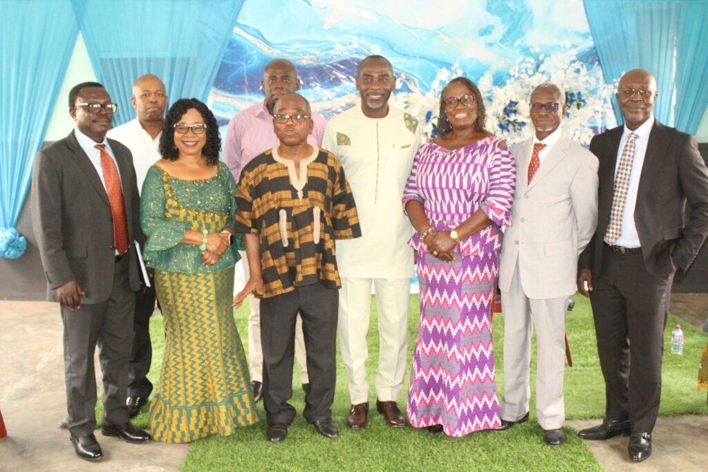 Mr Ayeboafo with the new board members Photos Lizzy Okai
