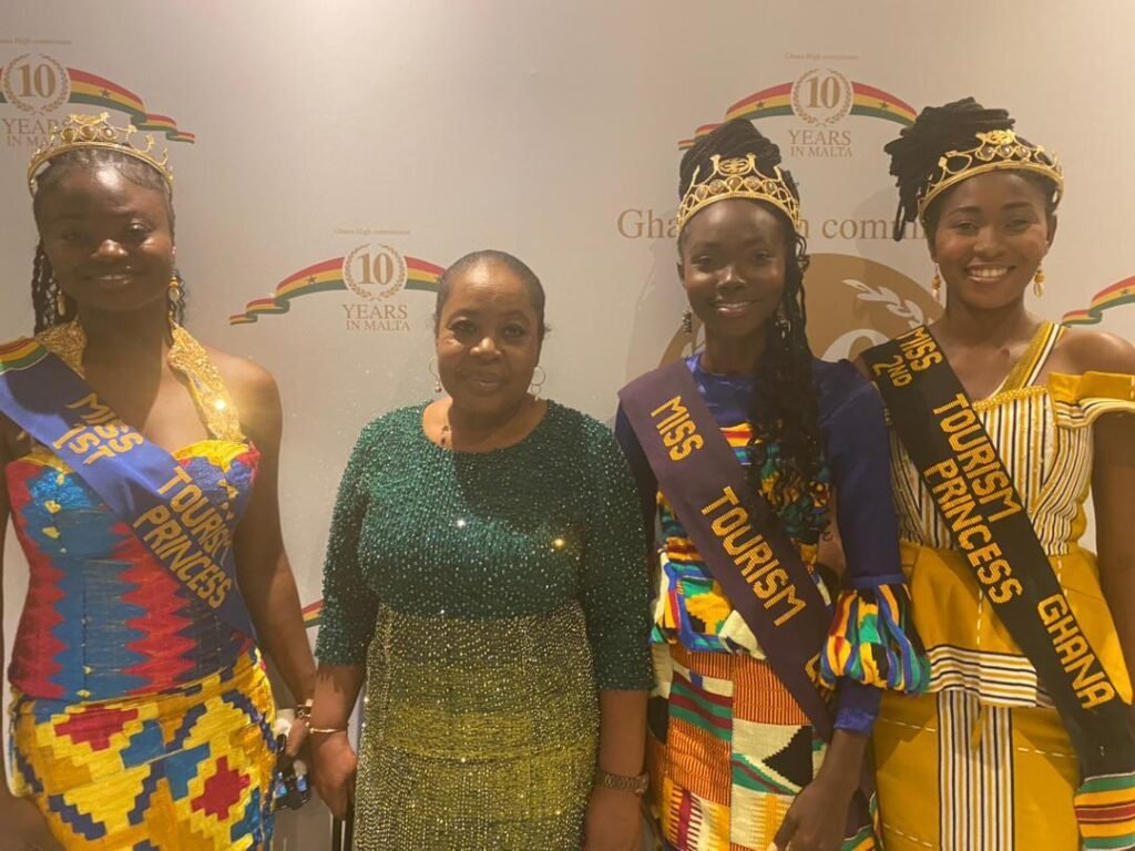 Princesses in a photograph with the Ambassador of Malta, H. E. Barbara Benisa