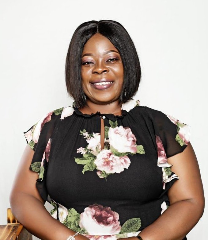 • Ms Amanda Apenu