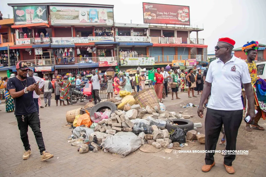 • Some refuse after the decongestion