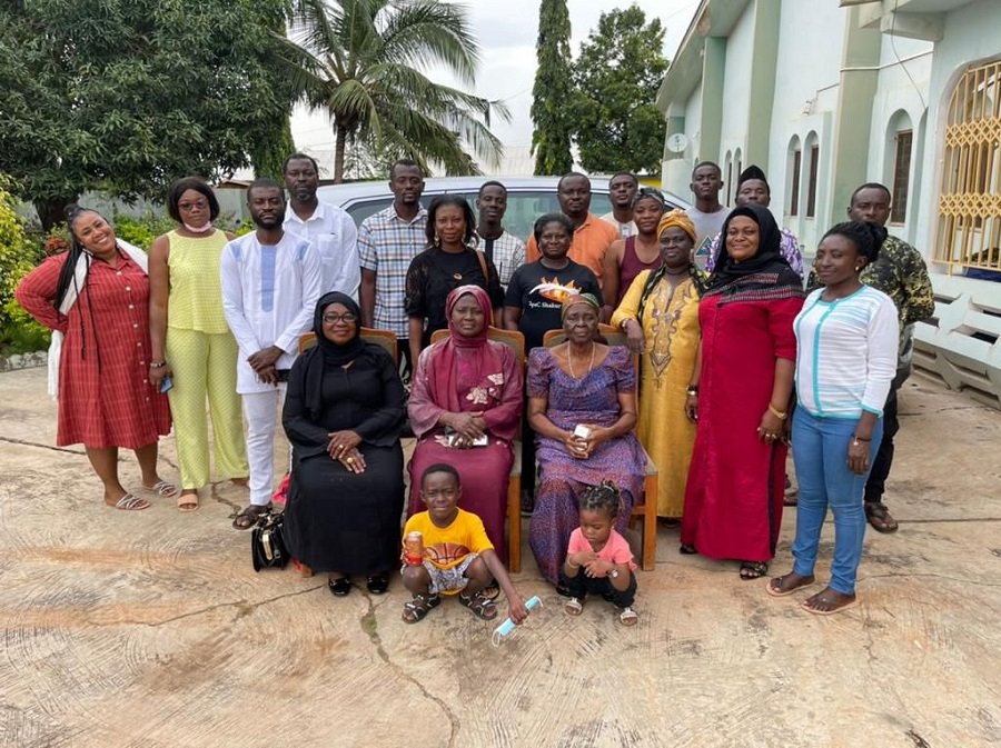 • Lineal descendants of King Osei Tutu I