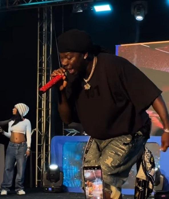 Dancehall King, Stonebwoy in his element