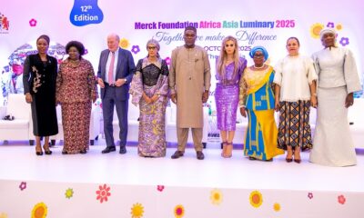 • A group photo of first ladies, Dr Stangenberg-Haverkamp and dr Rasha Kelej (fourth from right).
