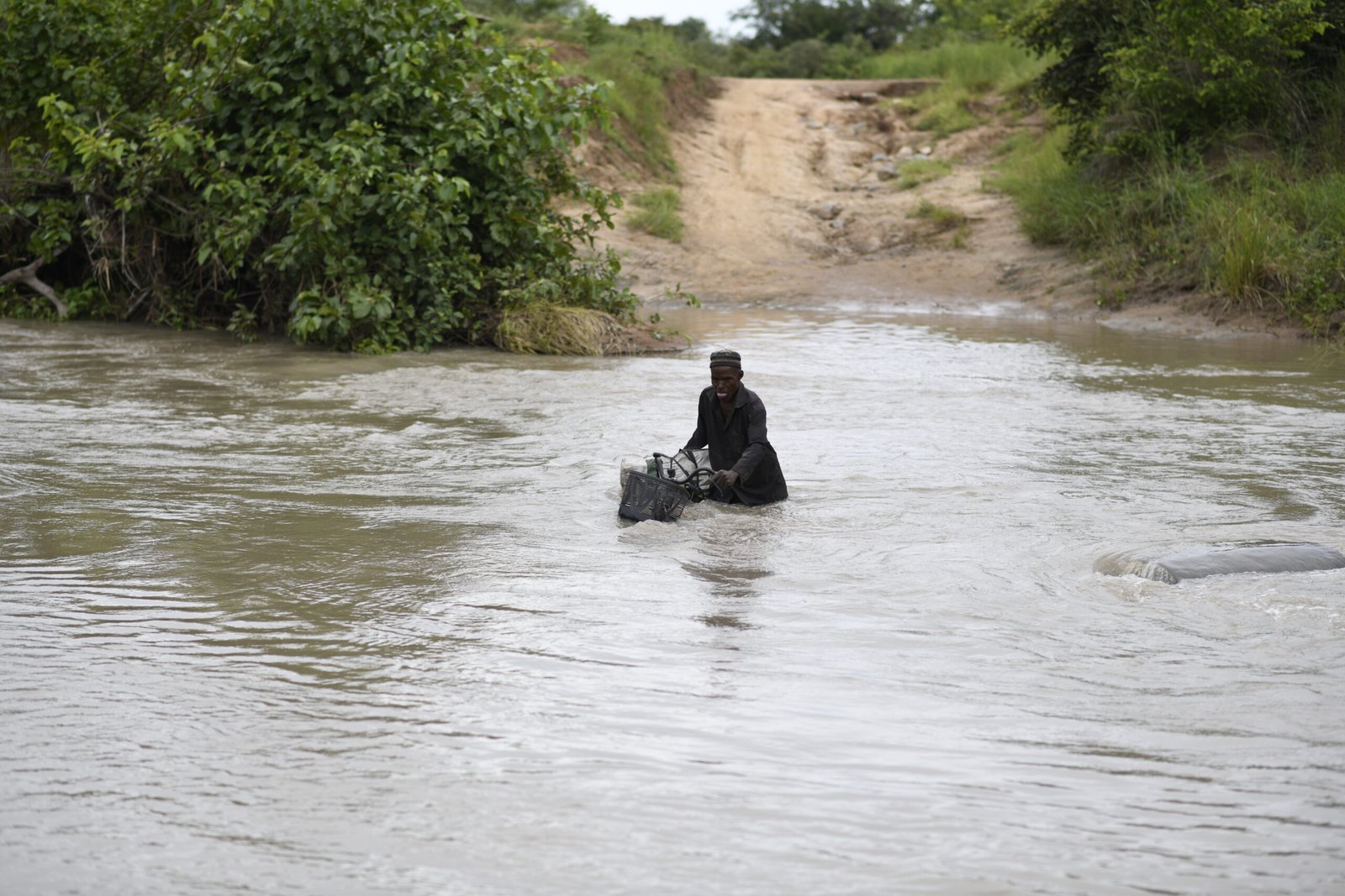 Bagre Dam spillage