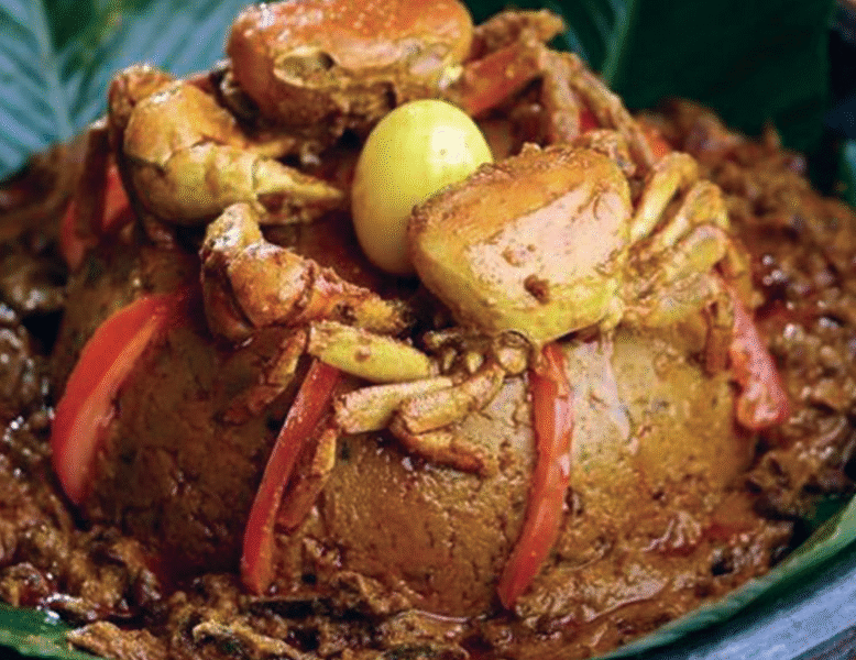 Delicious dzenkple garnished with egg, crabs and sliced tomatoes