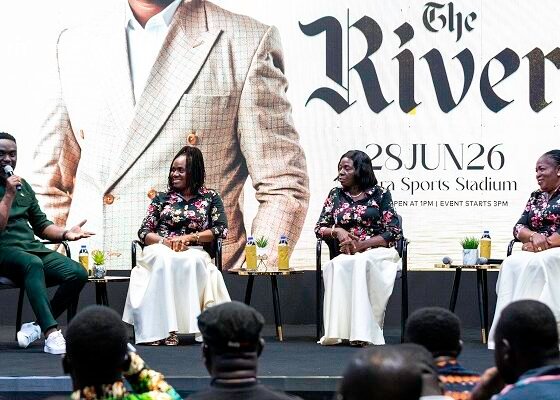 Joe mettle addressing the media