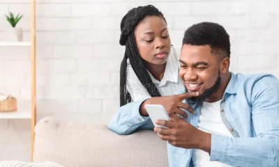 Wife monitoring husbands phone