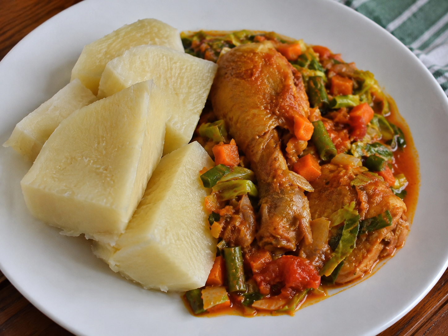 Delicious vegetable stew and yam