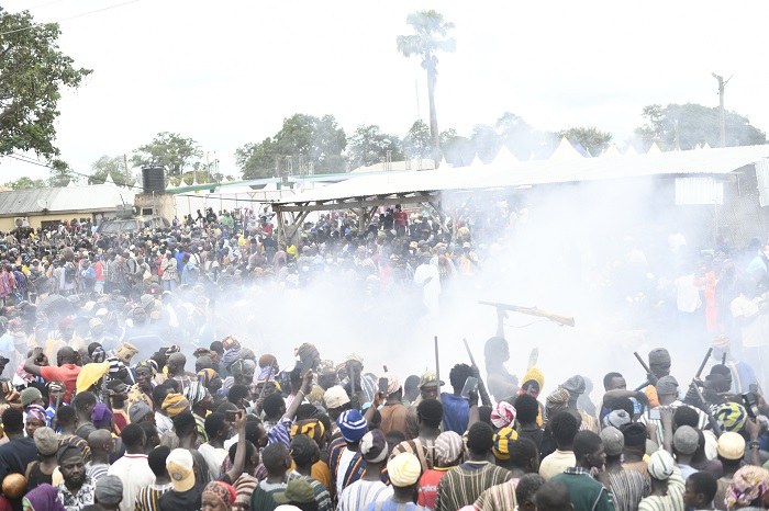 Firing of musketry during the enskinment