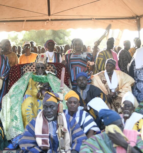 Kumbumgu Na and elders seated during the festival