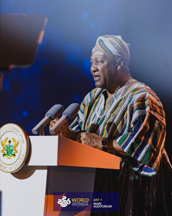 President John Dramani Mahama addressing delegates at the congress